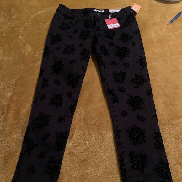 Mossimo Supply Co. Denim - Black velvet embroidered skinny jeans. Sz 9